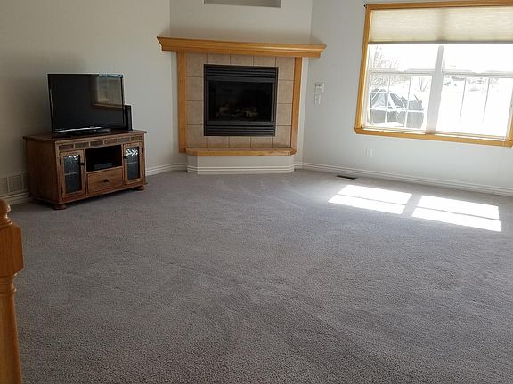 4th image of 3112 55th Ave