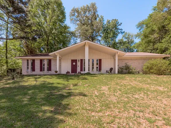 3419 Chimney Rock Dr, Nacogdoches, TX 75965