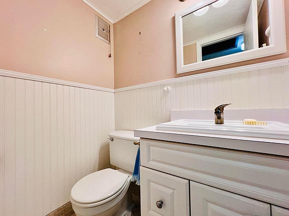 5th image of 40 Dorchester B