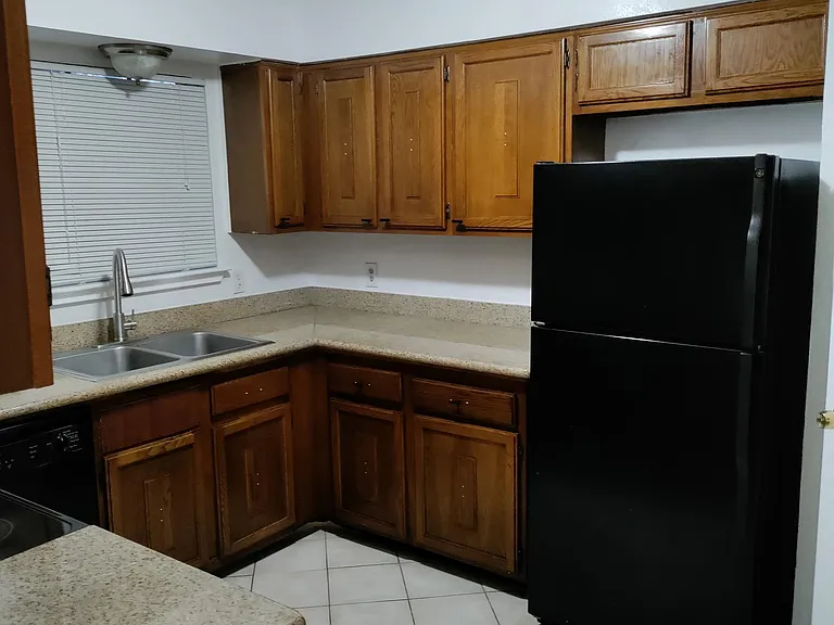 10600 S Gessner Dr #24 — Photo 20