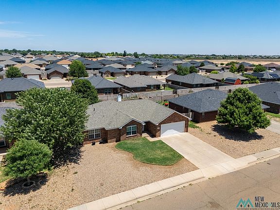 5th image of 216 Carmel Ln
