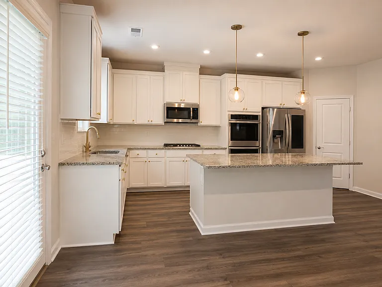 3247 Hidden Valley Cir — Photo 5
