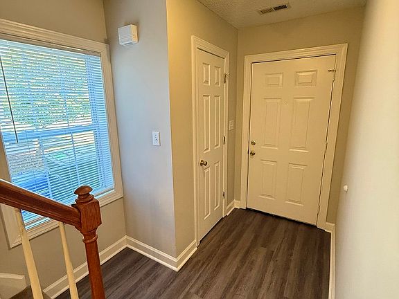 3rd image of 3449 Westgate Dr