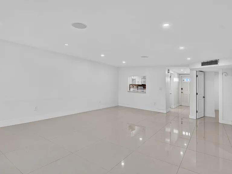 10110 Boca Entrada Blvd #305 — Photo 11