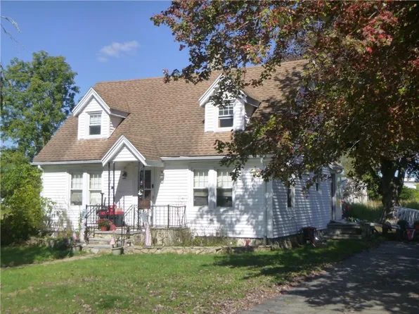 12 Canob Ln, Richmond, RI 02898
