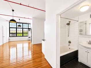 248 McKibbin St #2B, Brooklyn, NY 11206