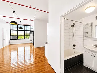 248 Mc Kibbin Street, #2