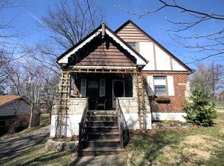 1097 Neeb Rd, Cincinnati, OH 45233