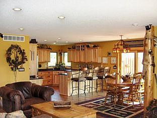 2nd image of 33754 Pineview Ln