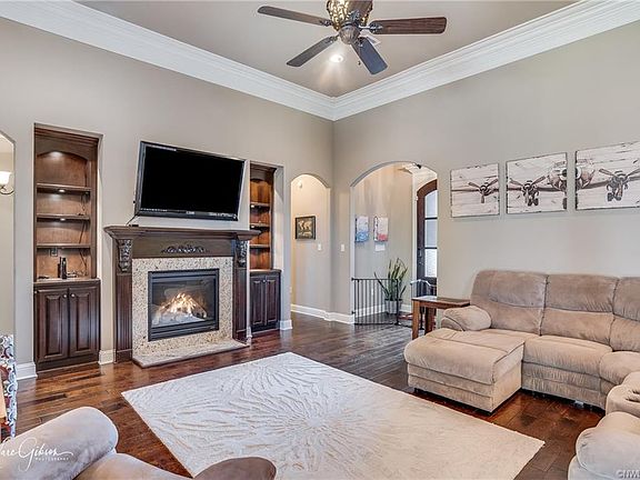 5th image of 518 Dogwood South Ln