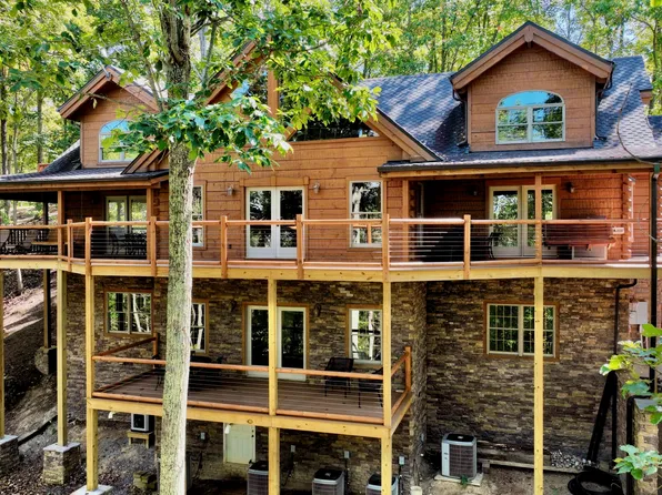 352 Wildwood Rdg, Caldwell, WV 24925