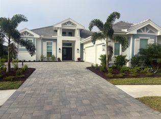 1042 Blue Shell Loop, Sarasota, FL 34240