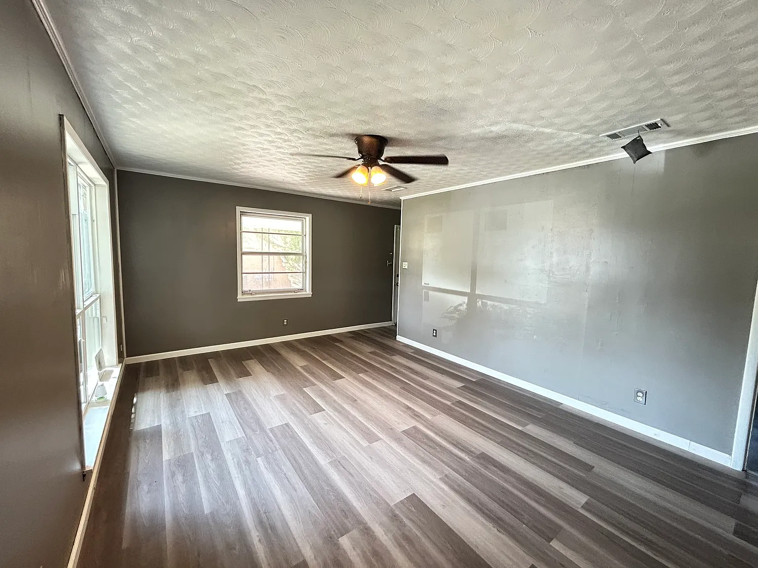 2805 Belmoor Avenue - 1 — Photo 3
