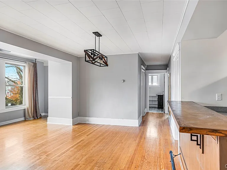 22 Jordan St — Photo 3