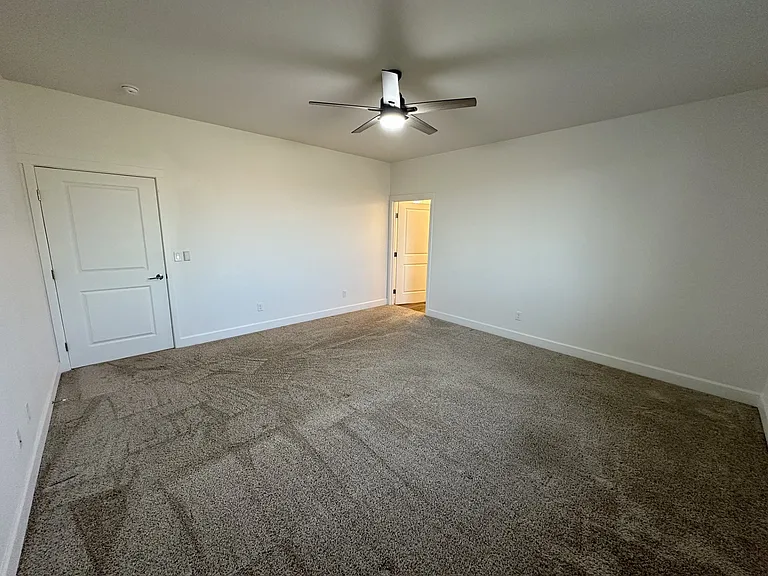 707 Athens Dr — Photo 29