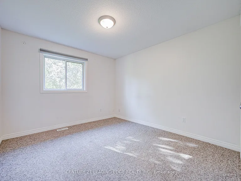 124 College St #9 — Photo 18