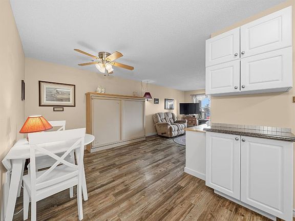 3rd image of 3208 W Millrise Point SW