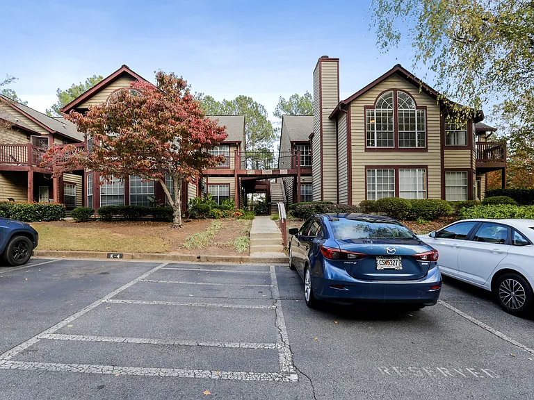 1007 Sandy Lane Dr — Photo 1