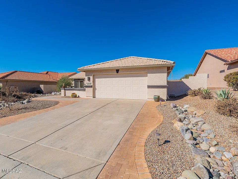 36500 S Rock Crest Dr