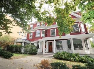 15 Fairbanks St #3, Brookline, MA 02446