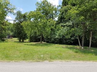 1301 N Elm St, Lancaster, TX 75146