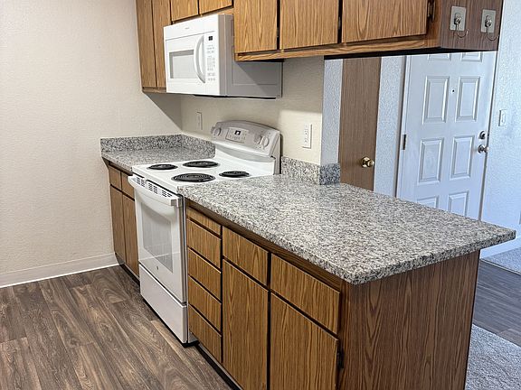 2nd image of 2440 Cottage Way APT 121