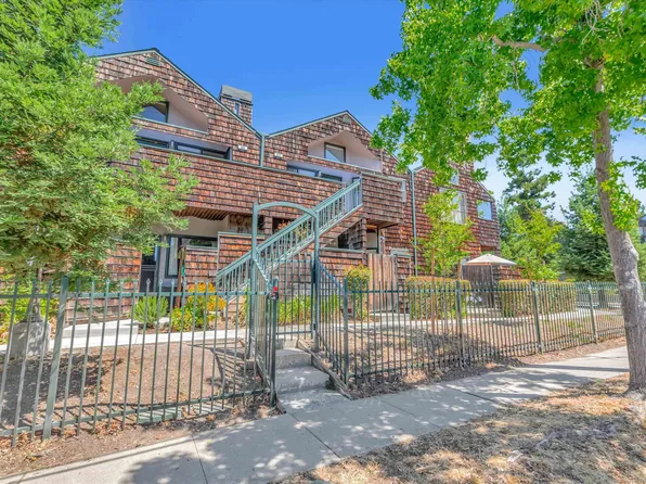 372 Bolinger Ter #64, Fremont, CA 94539