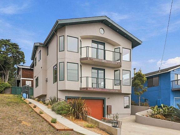 2nd image of 310 Valencia Ave