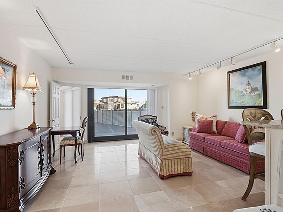 4th image of 2700 Atlantic Ave APT 209