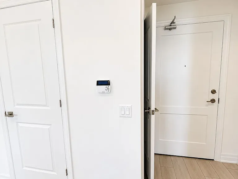 30 Elm Dr W #1007 — Photo 9