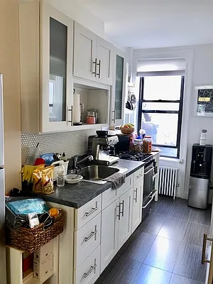 Rented by True Real Estate Group | media 17