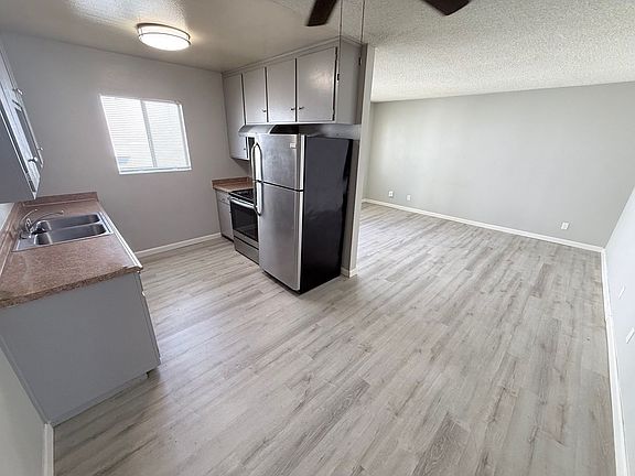 4th image of 860 13th St