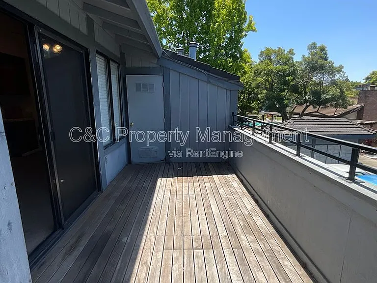 6254 Joaquin Murieta Ave #B — Photo 24