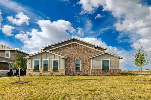750 Fallow Dr Photo 1