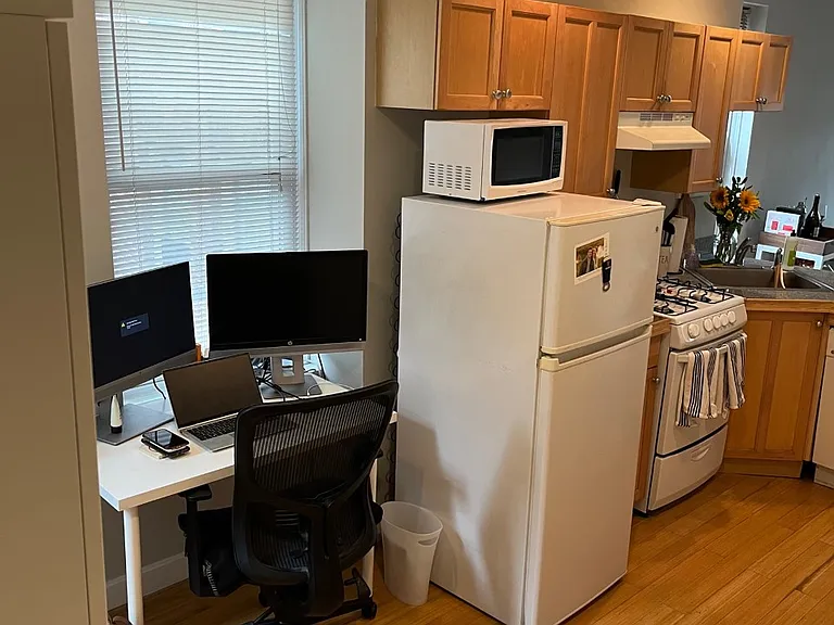 70 Joy St #15 — Photo 12