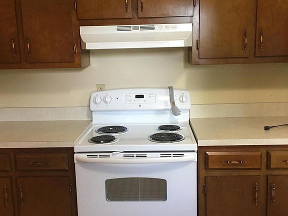 5th image of 833 Wilma Ave