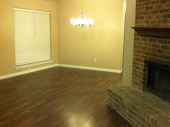 2nd image of 1801 Sonnet Dr