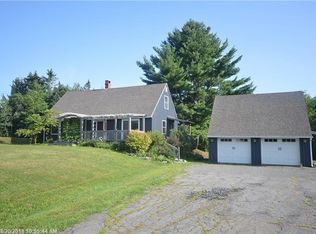 28 Canoe Club Rd, Hampden, ME 04444