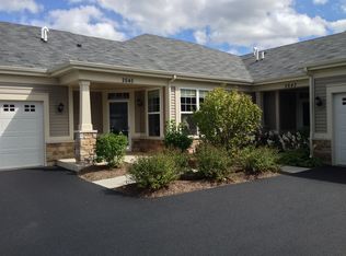 2645 Camberley Cir, Naperville, IL