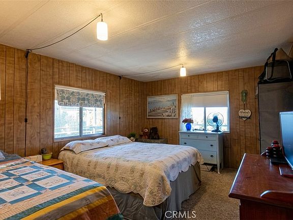 2nd image of 7186 Plumas St