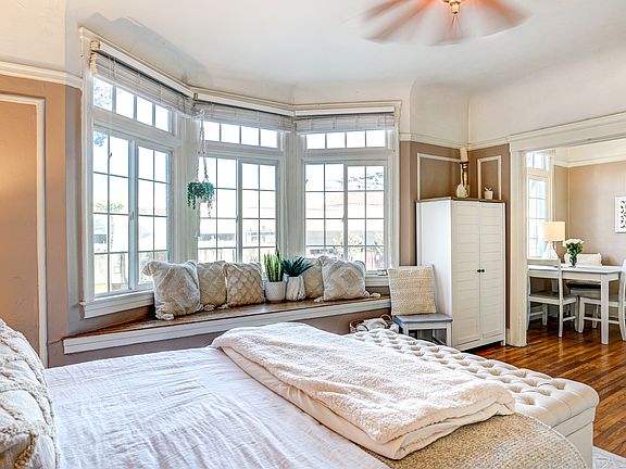 3rd image of 1515 Broadway #7