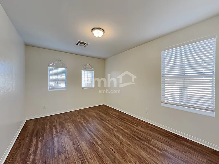 7724 Hauck St — Photo 13