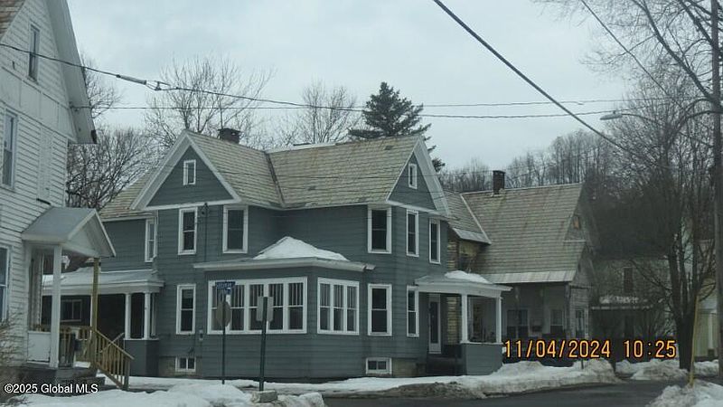 2nd image of 7 John Street