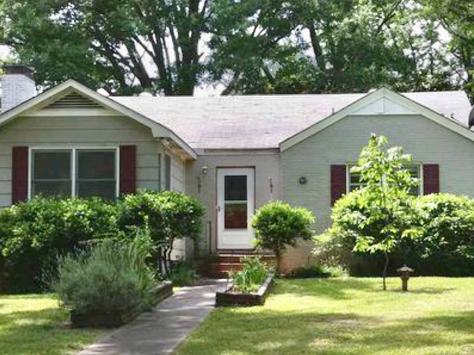1st image of 2013 Woodview Dr