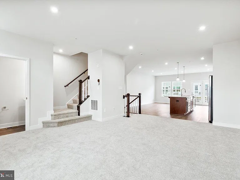 1795 Atlas Dr — Photo 9