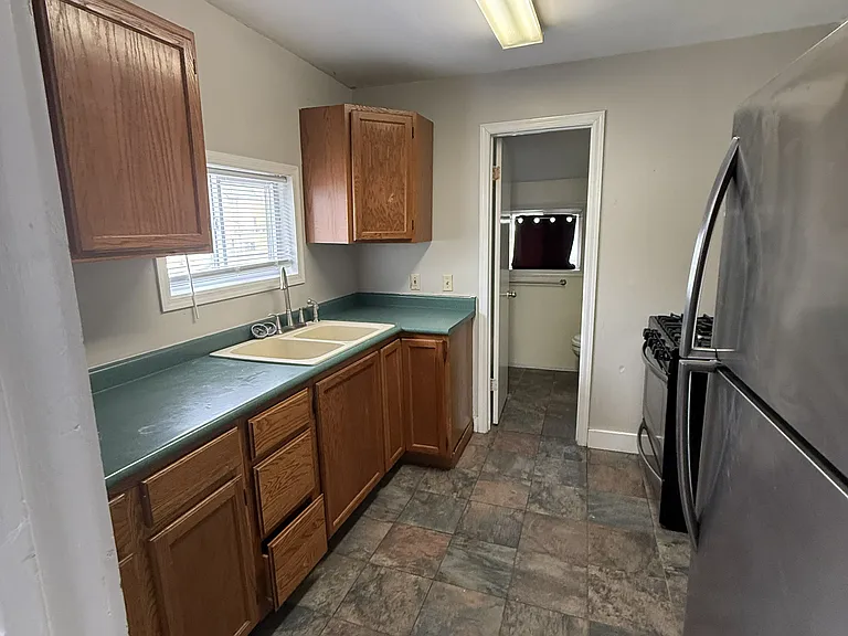 521 Pearl St #6 — Photo 1