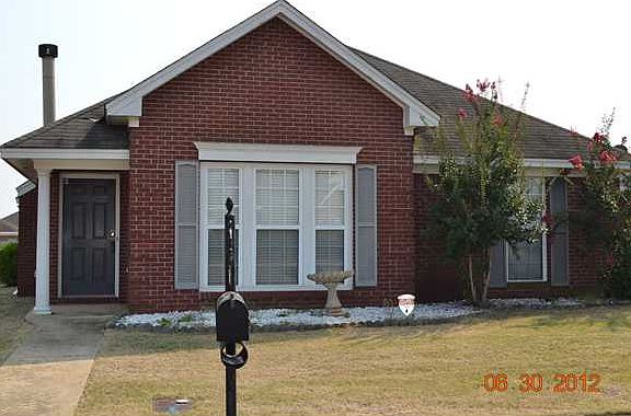 2nd image of 501 McGregor Ct