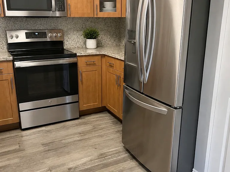 5553 Baywater Dr — Photo 10