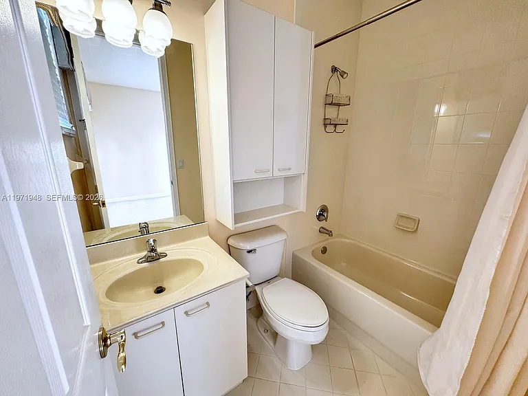 5028 SW 170th Ave — Photo 47