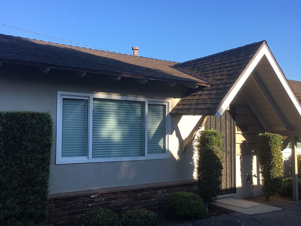 1st image of 556 E Lemon Ave